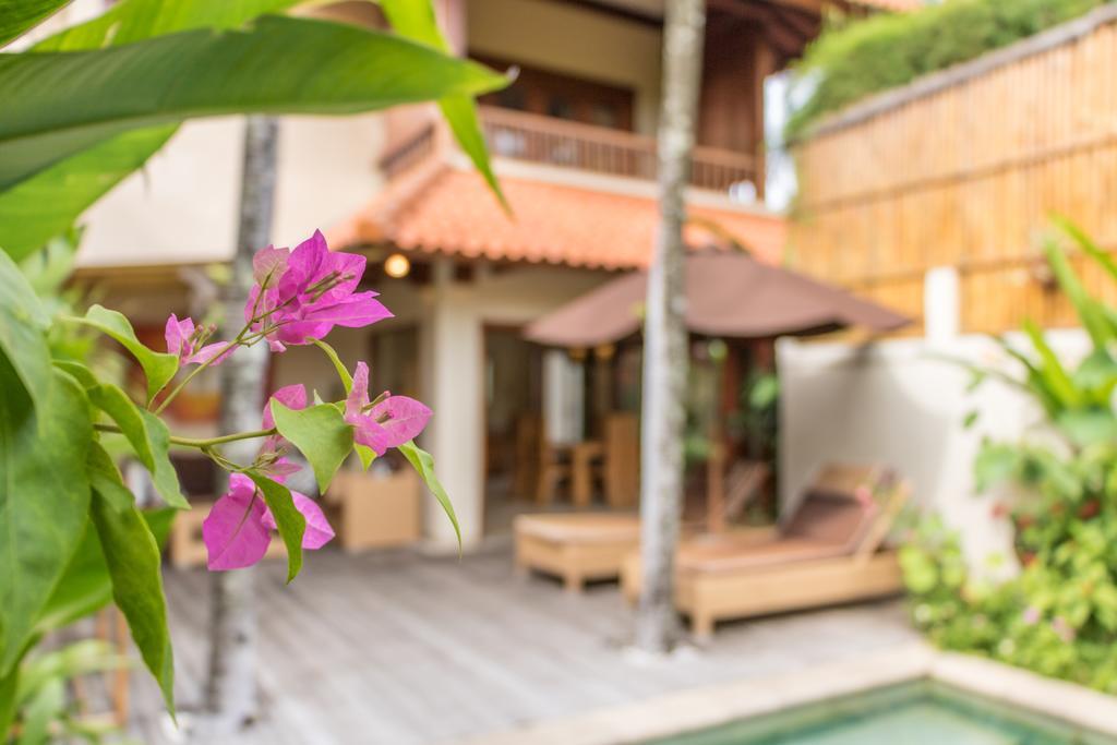 Villa Seriska Seminyak Exterior foto